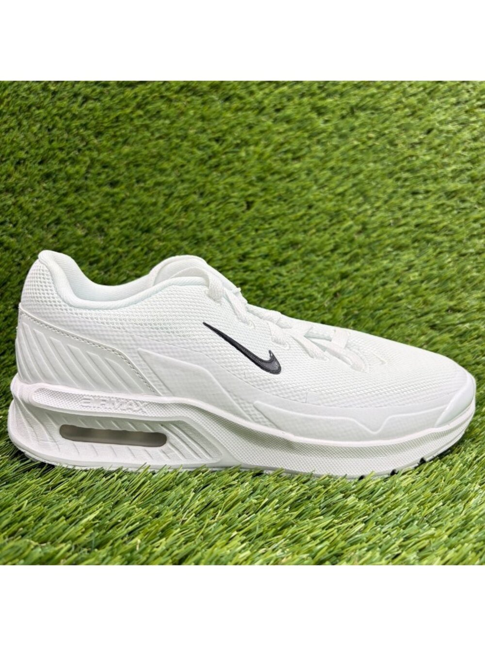 Nike Air Max Bia Womens Size 6 White Athletic Running Walking Shoes Sneakers